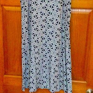 Women’s ankle length navy & white  skirt  Size 12